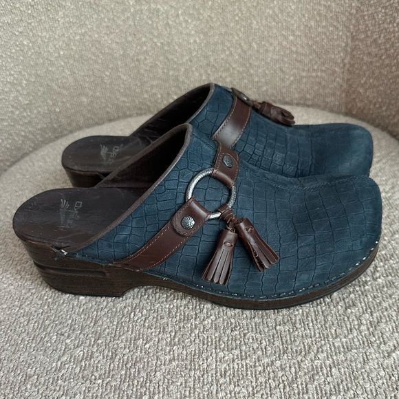 Dansko Shandi Bohemian Snakeskin Blue Leather Slip-on Clogs. Size 41‎ - Picture 2 of 9